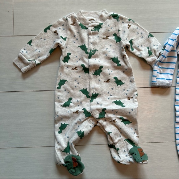 Baby Newborn Pyjamas - Picture 2 of 3